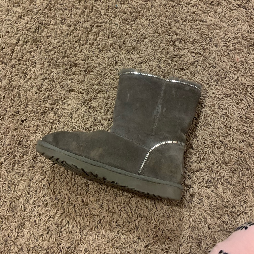 ugg boots - Picture 3 of 4